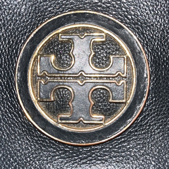 Tory Burch Black Crossbody Leather Bag - Picture 9 of 11